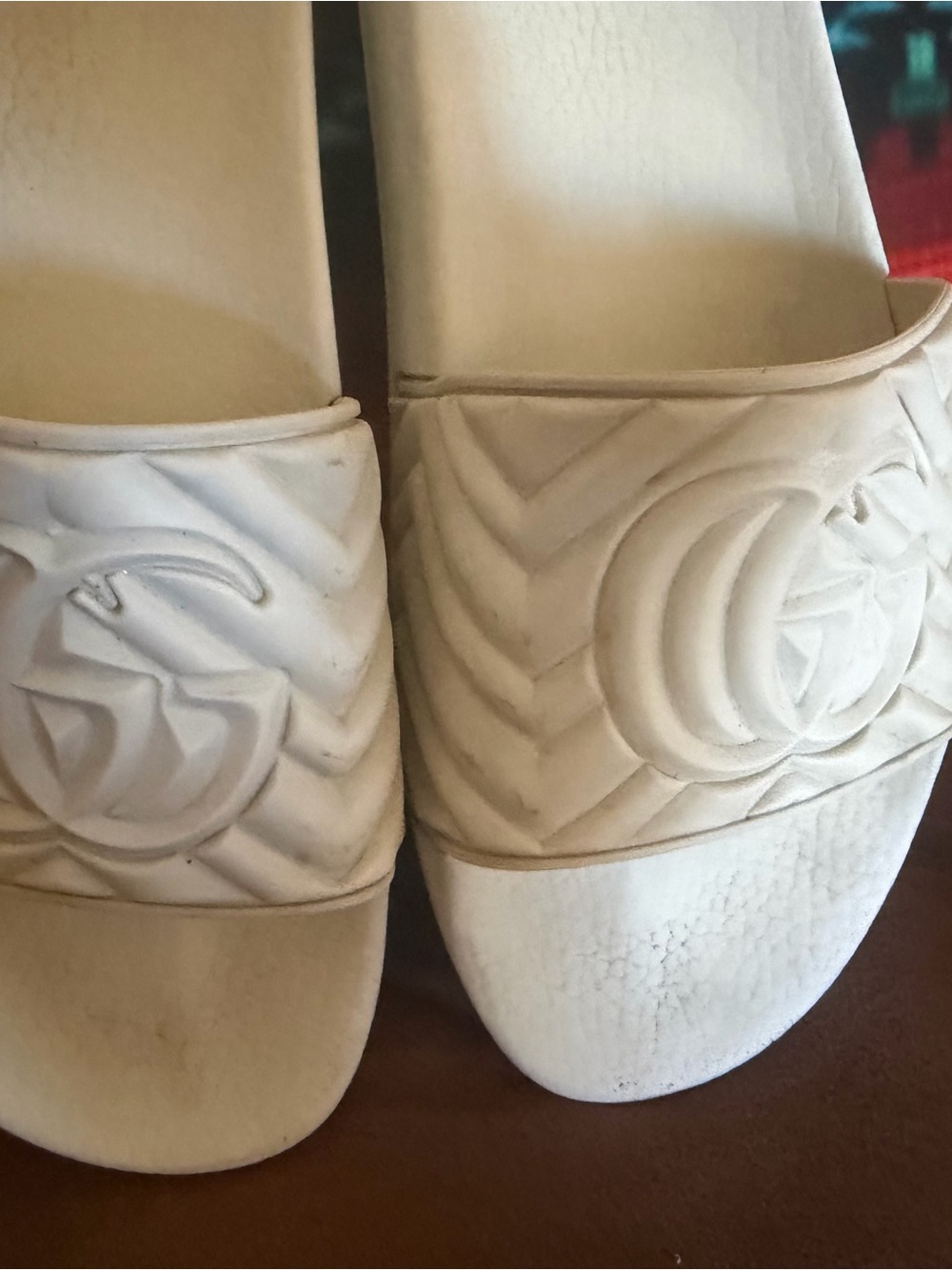 Gucci White Quilted Logo Slide Sandals
